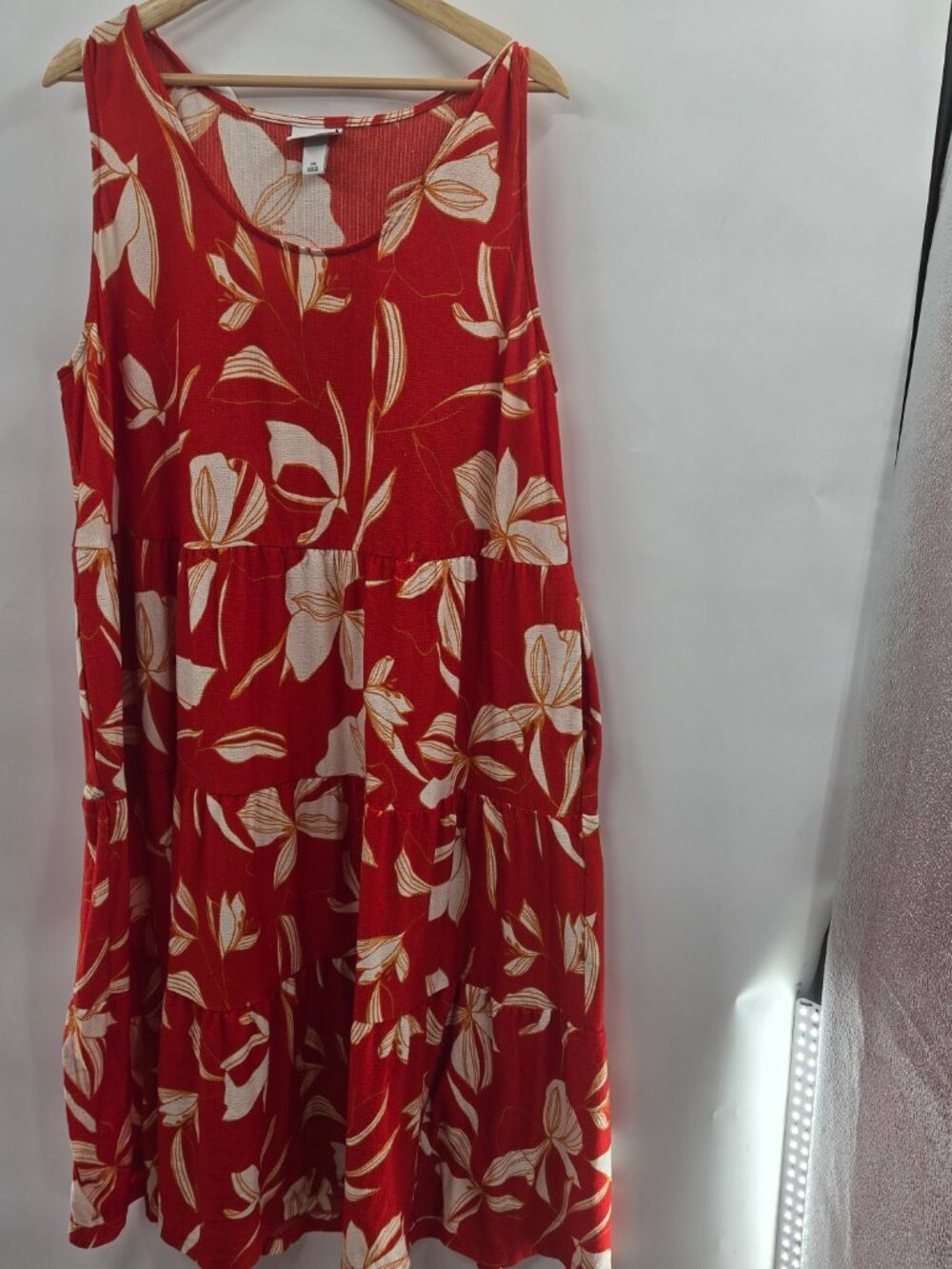 Ava and Viv Red Cream Tropical Floral Sleeveless Tiered Midi Dress Size 2x - Picture 2 of 13